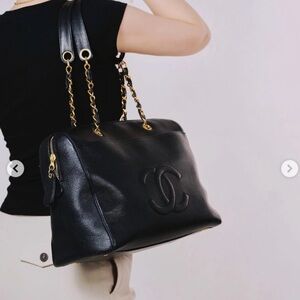 Authentic CHANEL black Caviar leather timeless Dome tote